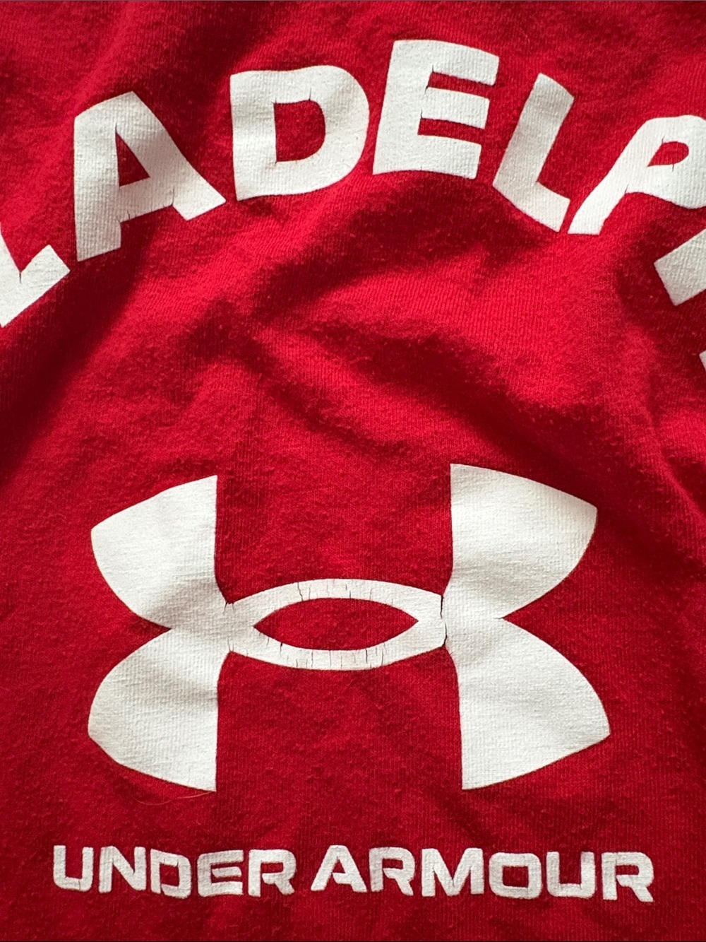 Under Armour Men’s Red Philadelphia Pennsylvania Logo Tee - Picture 4 of 6